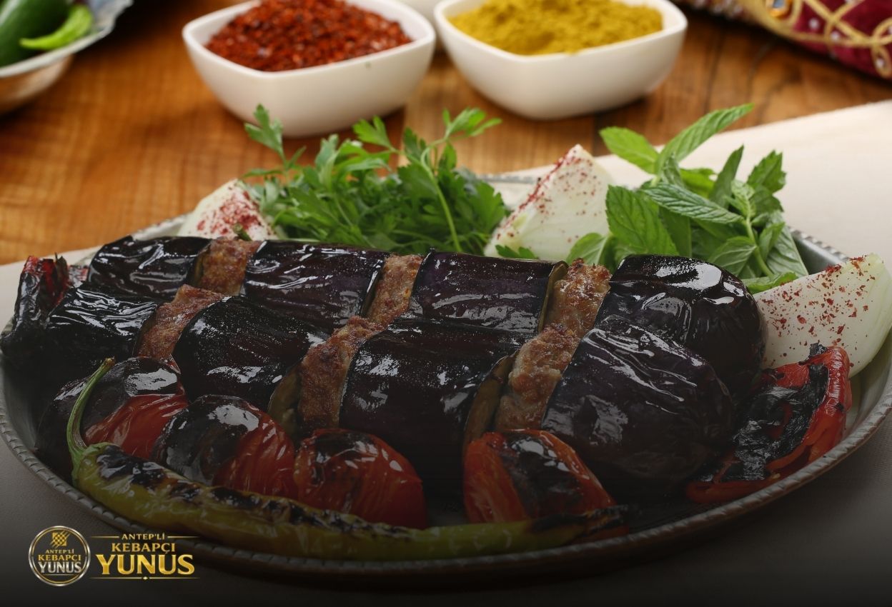 Patlıcan Kebap (Antep Kebabı)